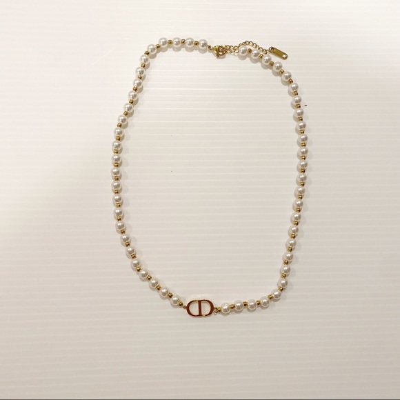 Zara Jewelry - Beautiful Gold Pearl Choker Necklace Brand New